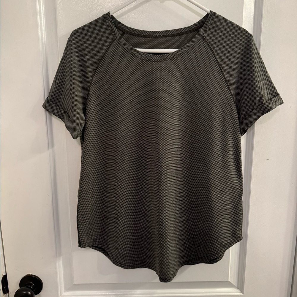 Lululemon Open Up Tie Back Tee Heathered Camo Green